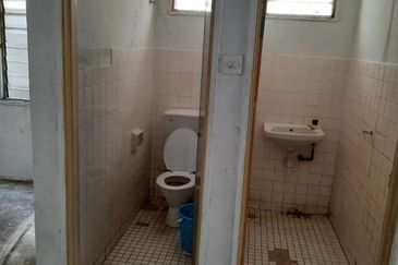 Bkt sentosa bkt  beruntung Rawang Office For Sale