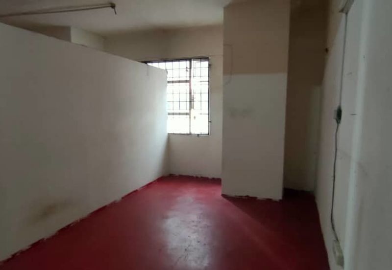 Rawang Town 1st Floor office To rent