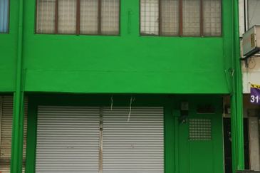 Rawang Town Ground Floor Shop For Rent