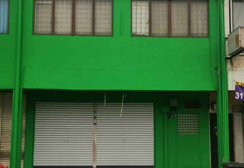 Rawang Town Ground Floor Shop For Rent