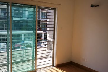 Rawang Bayu Lagenda Corner 2.5 storey house for sale