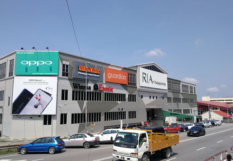 Rawang Town Ground Floor Shop For Rent