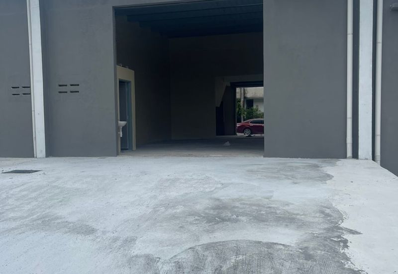 Bukit Beruntung Rawang 1.5 Storey Terrace Factory For Rent
