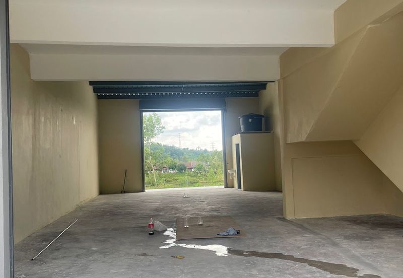 Bukit Beruntung Rawang 1.5 Storey Terrace Factory For Rent