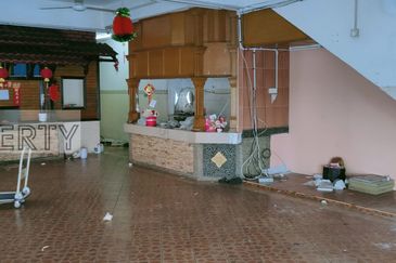 Rawang Town Ground Floor Shop For Rent