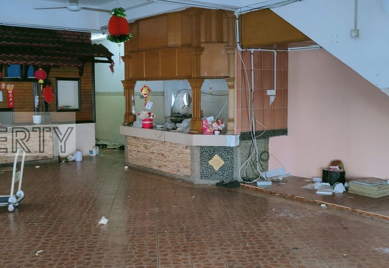 Rawang Town Ground Floor Shop For Rent