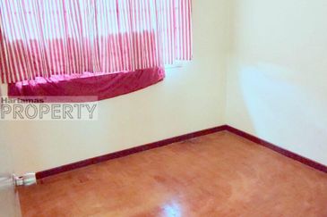 Bukit Beruntung Bungalow For Sale