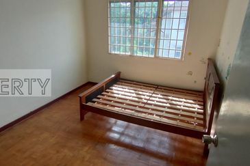 Bukit Beruntung Bungalow For Sale