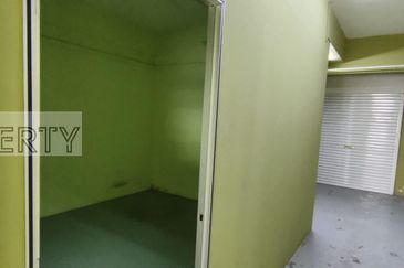 Rawang Town Ground Floor Shop For Rent