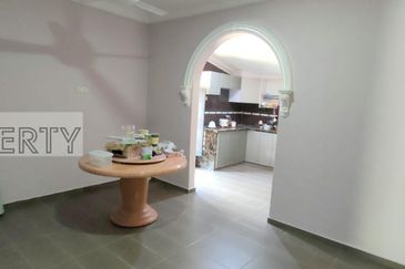 Bukit Beruntung Single Storey bungalow For Sale