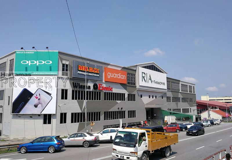 Rawang Town 3 Storey Office for Rent