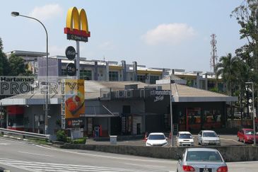 Rawang Town Ground Floor Shop For Rent