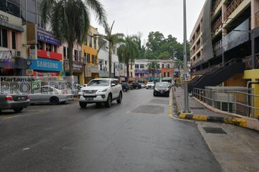 Rawang Town Ground Floor Shop For Rent