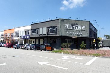 Bukit Beruntung 2 Story Shop For Rent