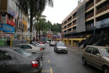 Rawang Town Ground Floor Shop For Rent