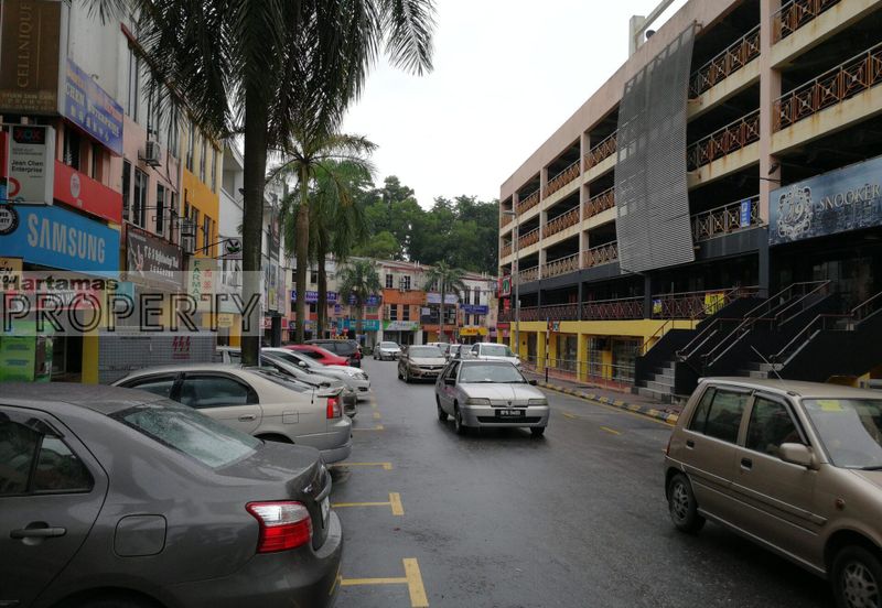 Rawang Town Ground Floor Shop For Rent