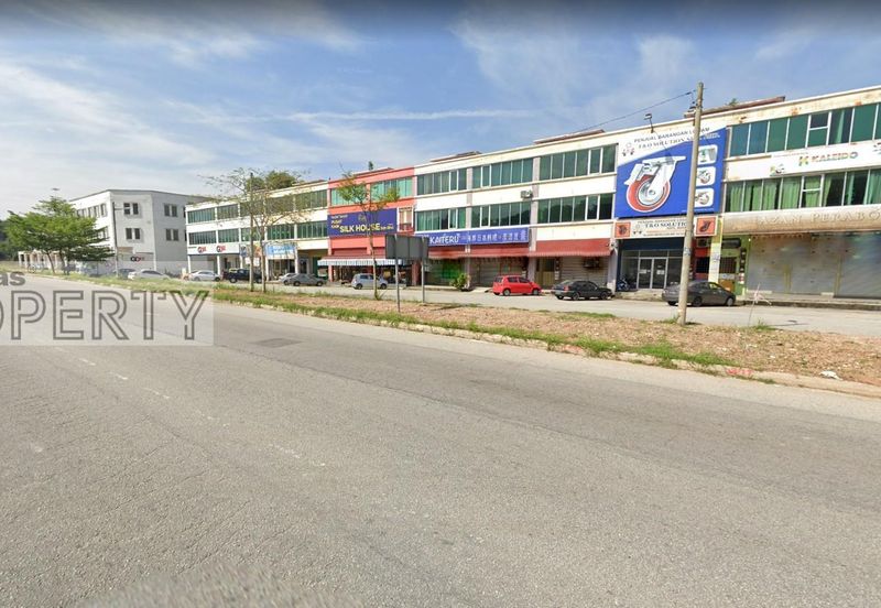 Rawang Town Two Adjoining ground Floor Shop for Rent