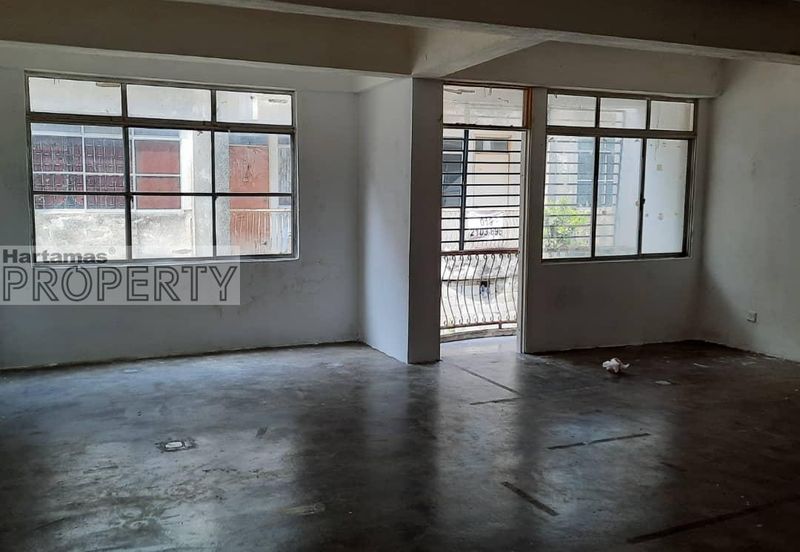 Bukit sentosa bukit beruntung Rawang 1st floor Office for sale