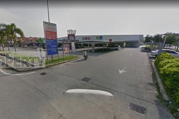 Bukit sentosa bukit beruntung Rawang 1st floor Office for sale