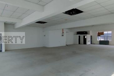 Bukit Beruntung 1st Floor Office For Rent