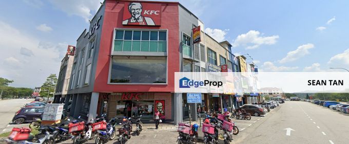 Bukit Beruntung Corner Ground Floor Shop For Rent, Selangor, Rawang