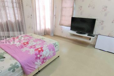 Rawang Kota Emerald Corner House For Sale