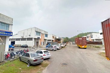 Bukit Sentosa Serendah 1.5 Semi D Factory For Rent