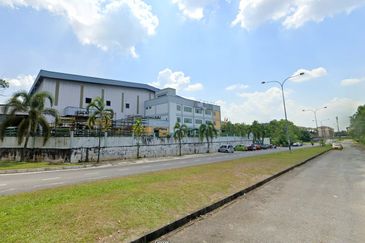 Bukit Sentosa Serendah 1.5 Semi D Factory For Rent