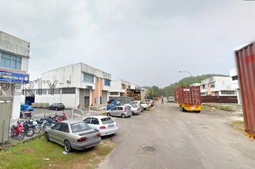 Bukit Sentosa Serendah 1.5 Semi D Factory For Rent