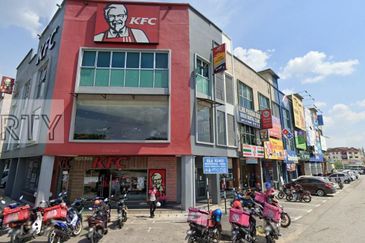 Bukit Beruntung Two Adjoining Shop For sale