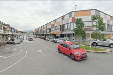 Bukit Beruntung Two Adjoining Shop For sale