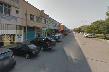 Bukit Beruntung Two Adjoining Shop For sale
