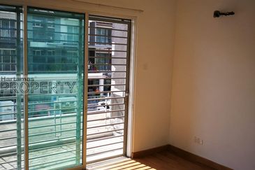 Rawang Bayu Lagenda Corner 2.5 storey house for sale