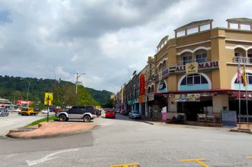 Rawang Commercial Centre (The Reef)