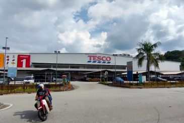 Rawang Commercial Centre (The Reef)