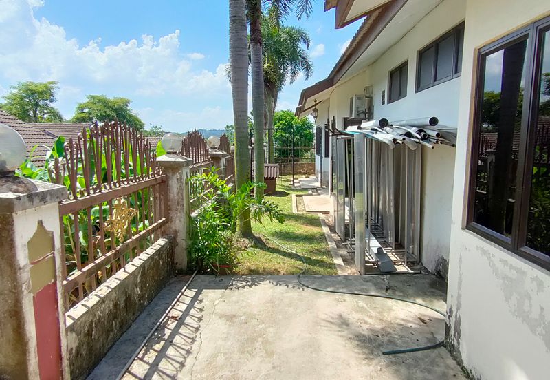 BUKIT BERUNTUNG BUKIT SENTOSA BUNGALOW FOR SALE