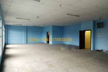 Rawang Mutiara Corner Office to Rent