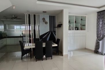 Rawang Anggun 2 Renovated Semi-D For Sale