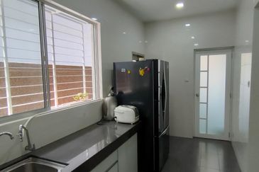 Rawang Anggun 2 Renovated Semi-D For Sale