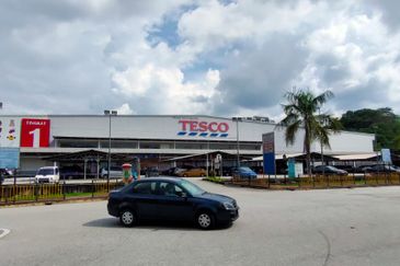 Rawang Commercial Centre (The Reef)