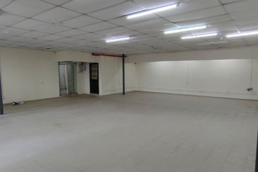 Rawang Town 4th Floor Office For Rent