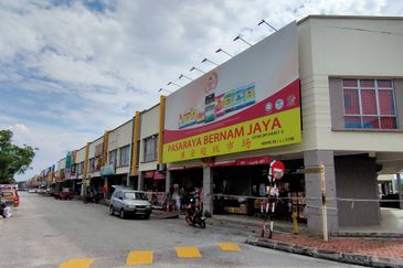 Adenium Bukit Beruntung Office For Rent