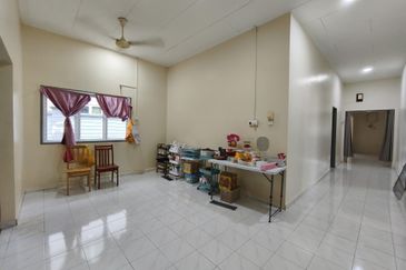Serendah Bungalow For Sale