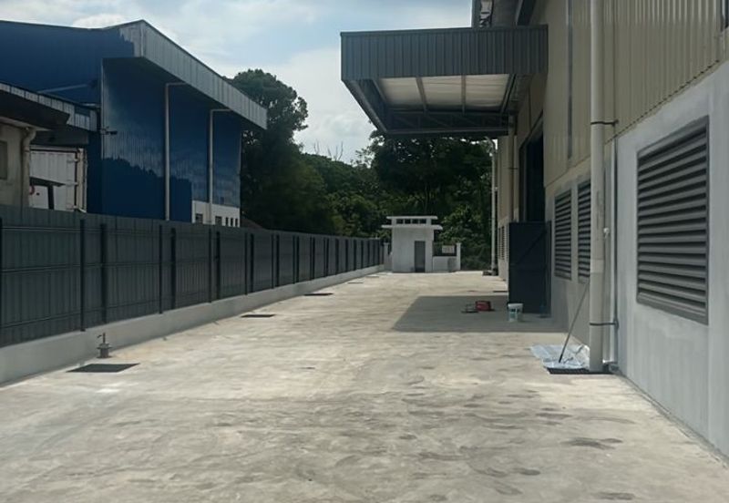 Bukit Beruntung Factory Warehouse For Rent