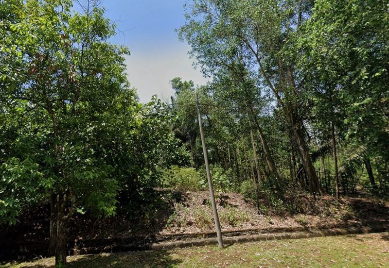 Bukit Beruntung Golf Club Bungalow Land For Sale