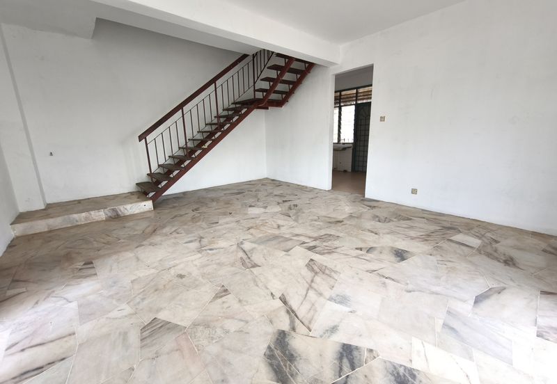 Semarak Bukit Beruntung Corner House For Sales