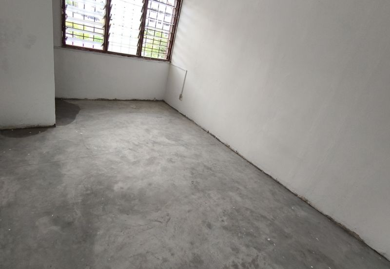 Semarak Bukit Beruntung Corner House For Sales