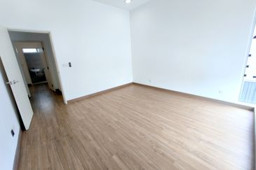 Garland Residence Rawang 2 Sty terrace House For Sale