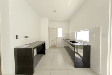 Garland Residence Rawang 2 Sty terrace House For Sale