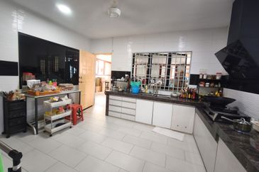 Kelab Golf Bukit Beruntung